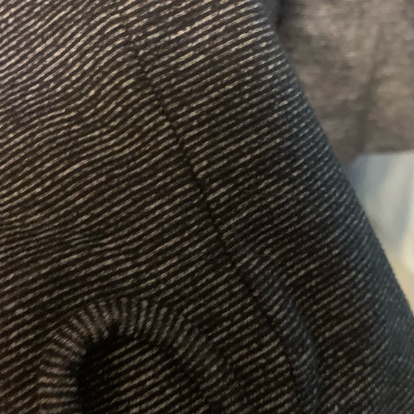 Lululemon long full zip - Picture 4 of 4